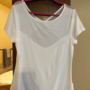 NWT White Criss-Cross Mesh Short Sleeve T Size XL